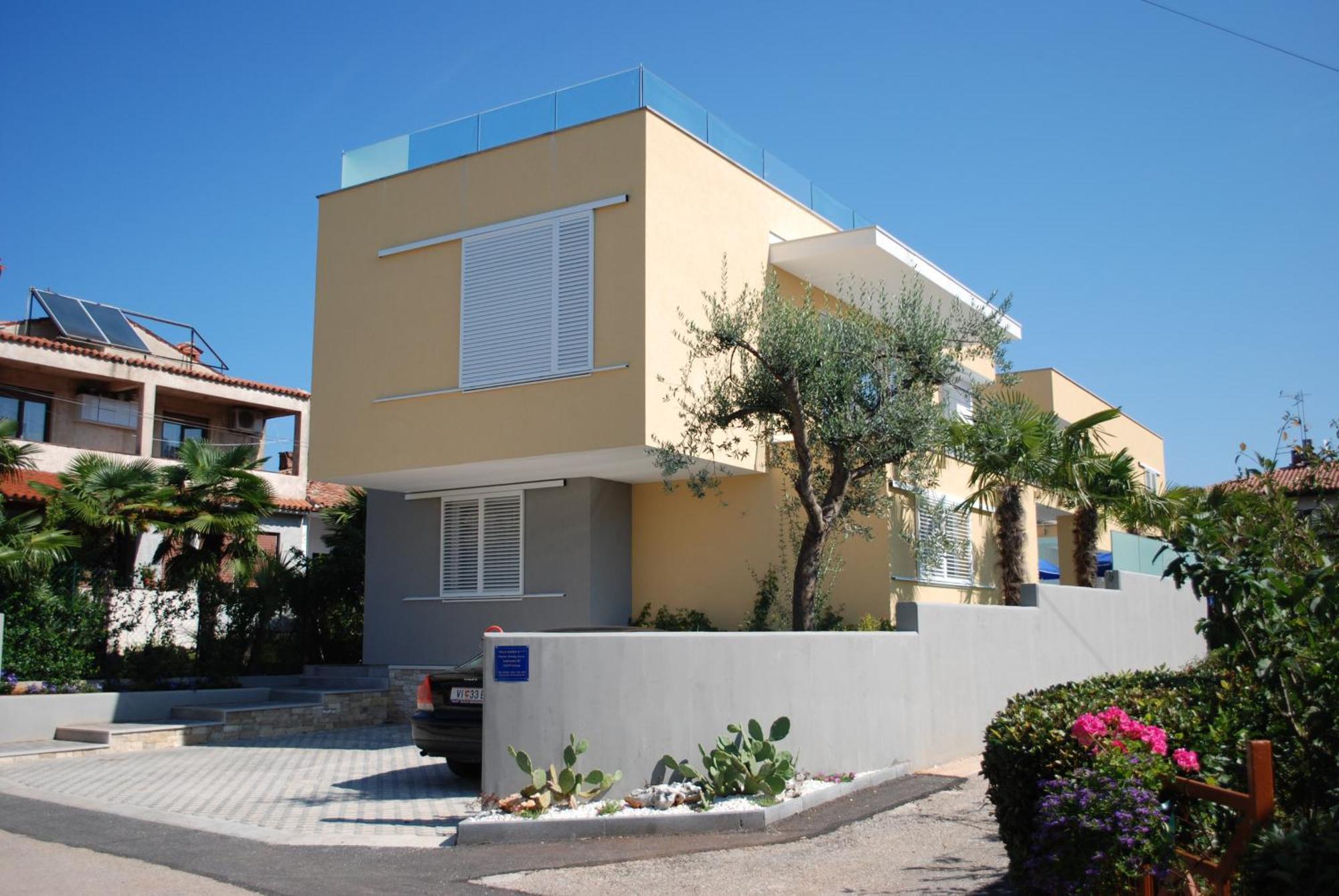 Villa Danex Superior Umag Exteriör bild